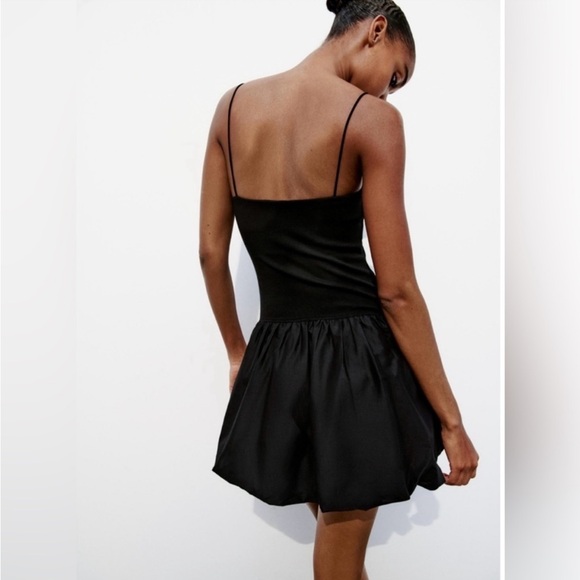 ZARA NWT WOMAN SS24 BALLOON MINI DRESS BLACK - Picture 4 of 8
